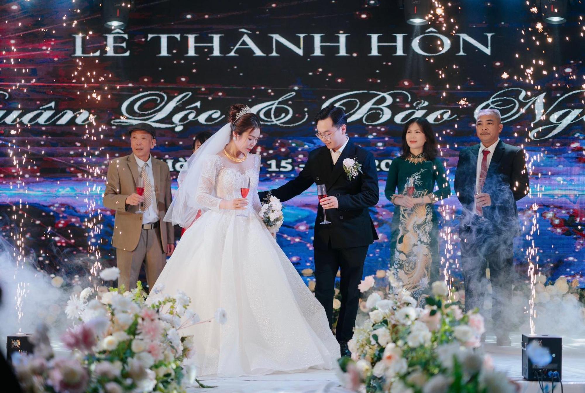 Ngan Ha Hotel Dai Tiet 外观 照片