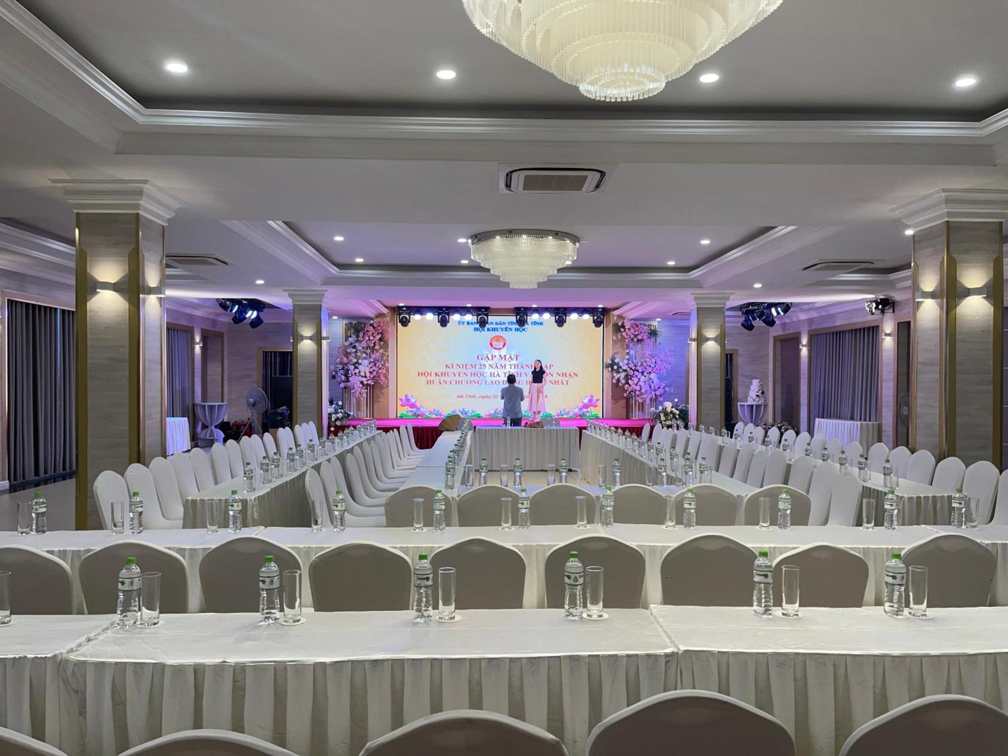Ngan Ha Hotel Dai Tiet 外观 照片